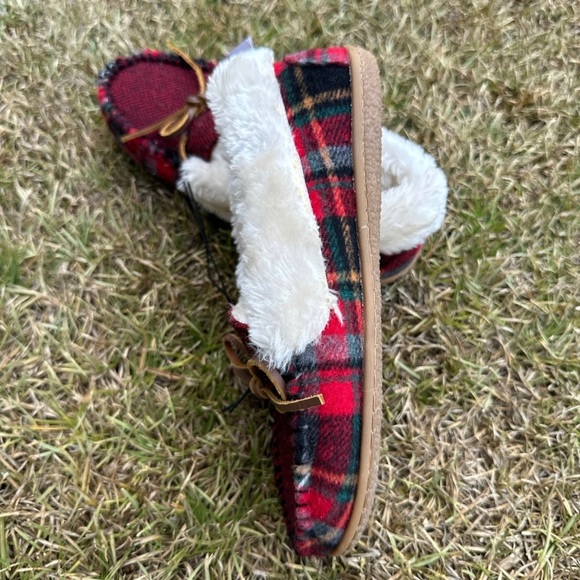 minnetonka slippers Camp Collar Moc - Picture 2 of 8